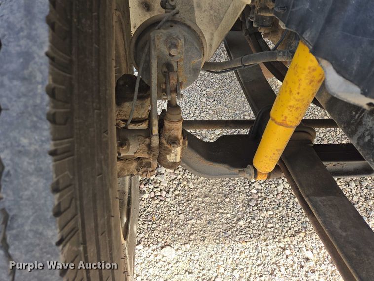 image for item EB1132 2006 International 4300 utility / service truck