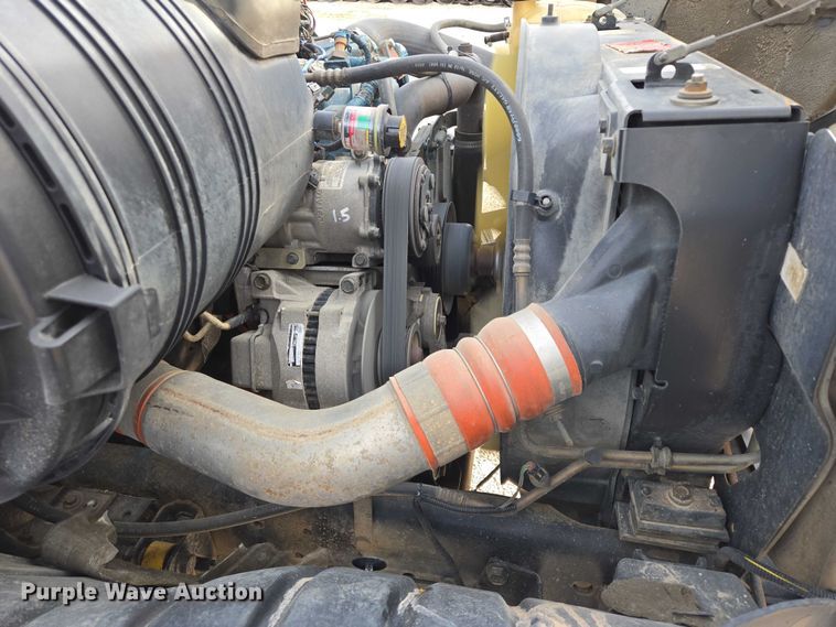 image for item EB1132 2006 International 4300 utility / service truck