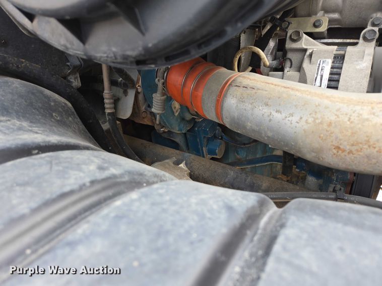 image for item EB1132 2006 International 4300 utility / service truck