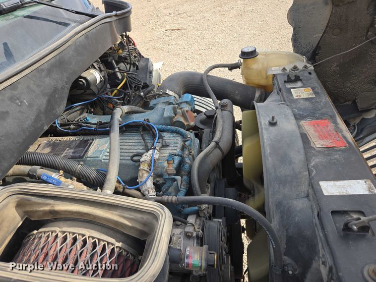 image for item EB1132 2006 International 4300 utility / service truck