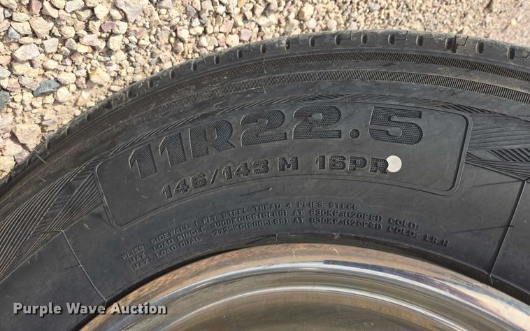 image for item EB1132 2006 International 4300 utility / service truck