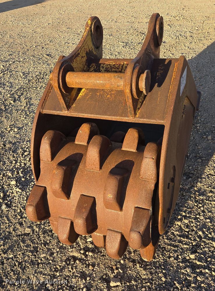 image for item EB1133 Felco 32