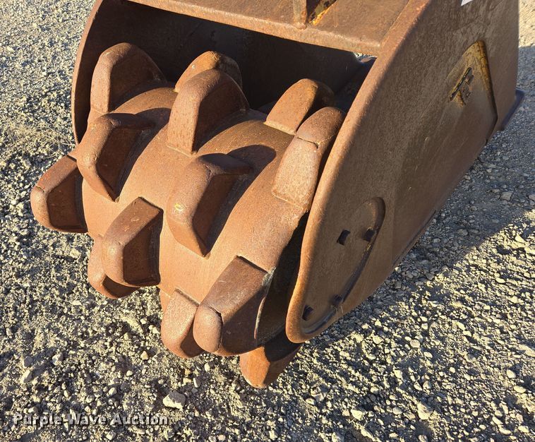 image for item EB1133 Felco 32