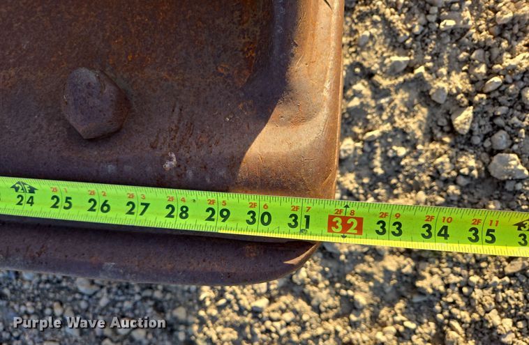 image for item EB1133 Felco 32