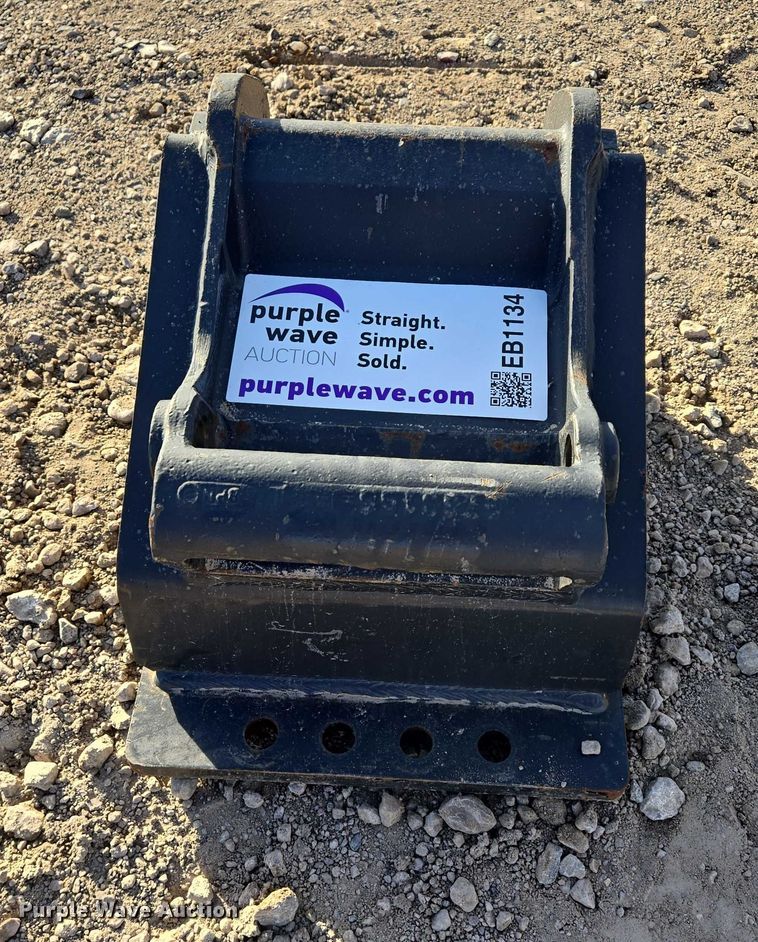 image for item EB1134 Bobcat quick coupler