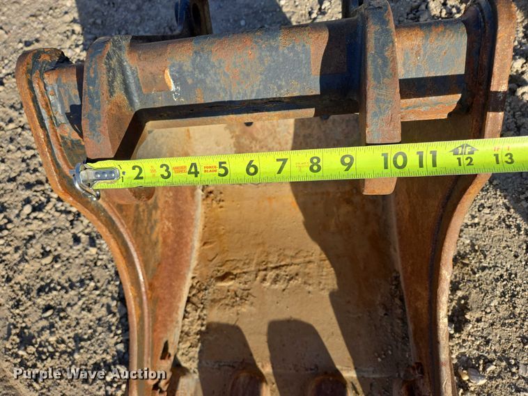 image for item EB1135 Bobcat 18