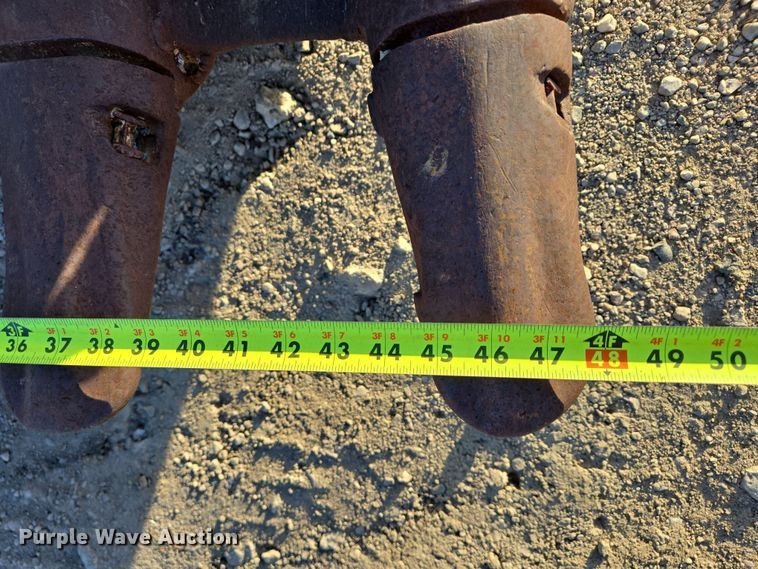 image for item EB1137 Hensley 48