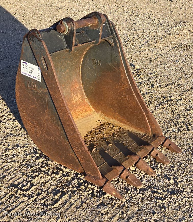 image for item EB1138 Caterpillar 29