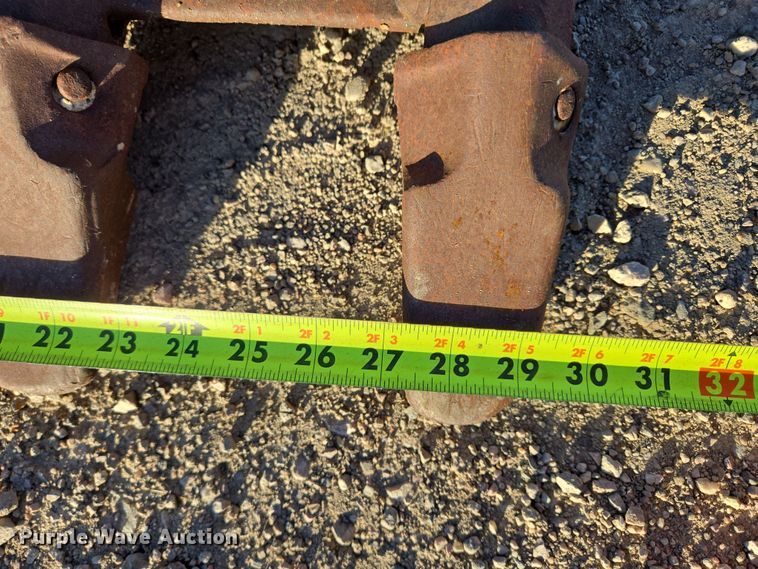 image for item EB1138 Caterpillar 29