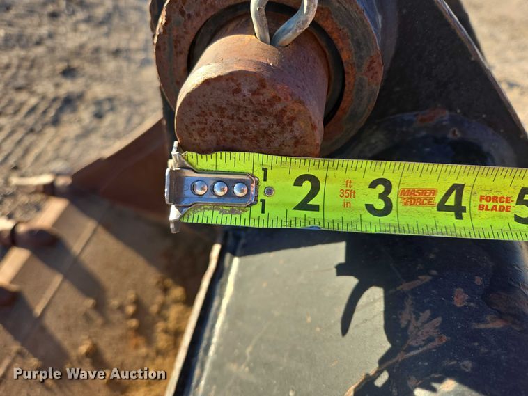 image for item EB1138 Caterpillar 29