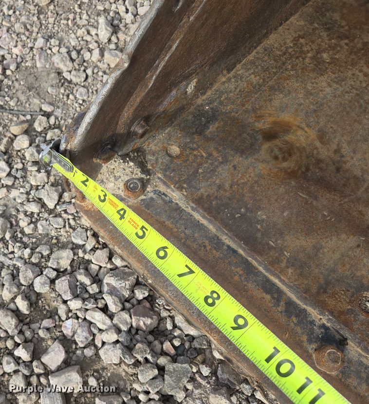 image for item EB1142 2017 Bobcat T770 tracked skid steer loader