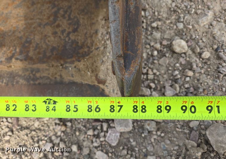 image for item EB1142 2017 Bobcat T770 tracked skid steer loader