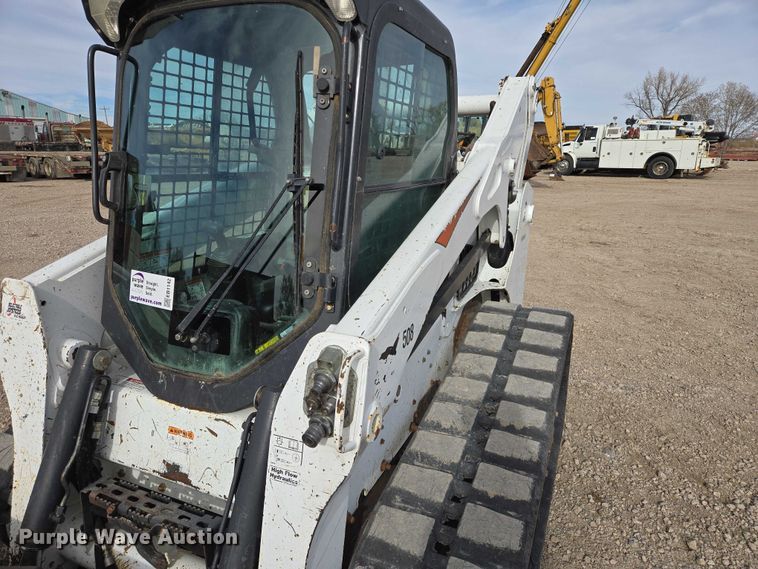 image for item EB1142 2017 Bobcat T770 tracked skid steer loader