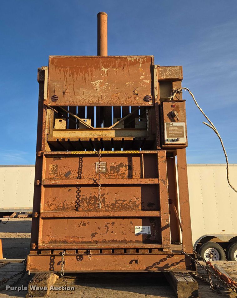 image for item EB1144 General Hydraulics 315-60L-17 cardboard baler