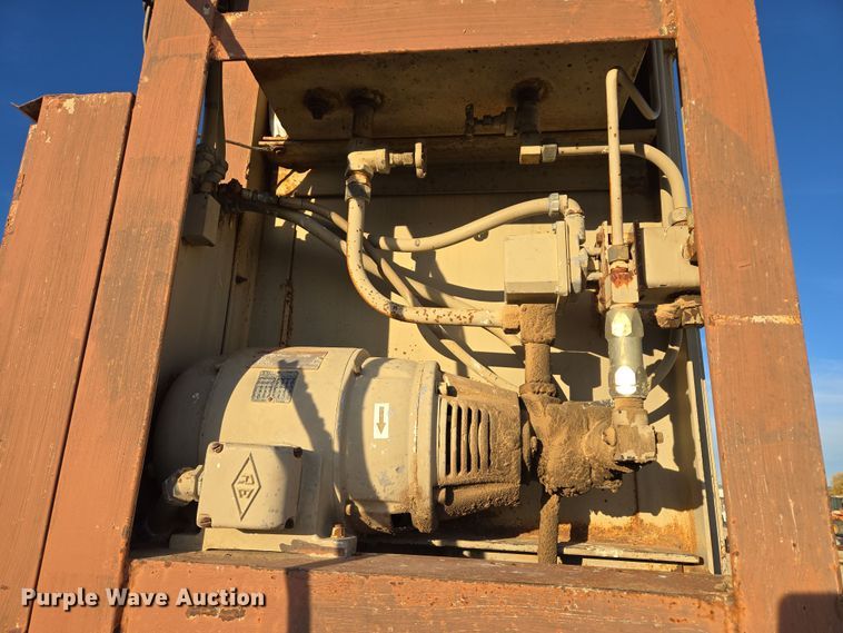 image for item EB1144 General Hydraulics 315-60L-17 cardboard baler