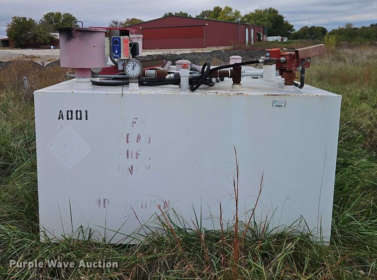 image for item EB8417 Fuel tank