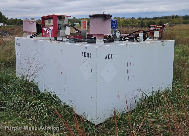 image for item EB8417 Fuel tank