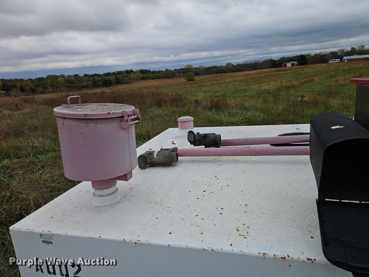 image for item EB8417 Fuel tank