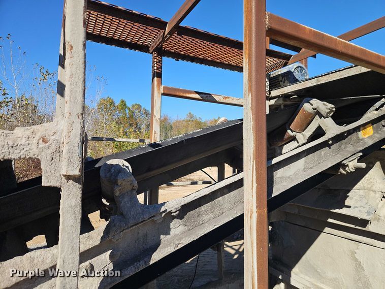 image for item EB8422 Pug mill 