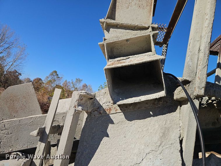 image for item EB8422 Pug mill 