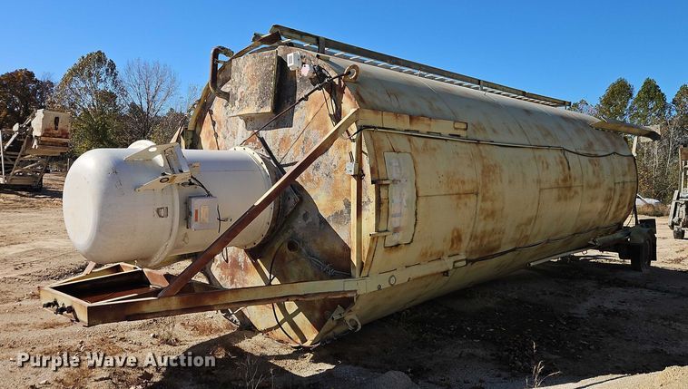 image for item EB8422 Pug mill 