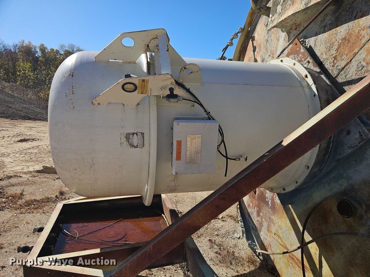 image for item EB8422 Pug mill 