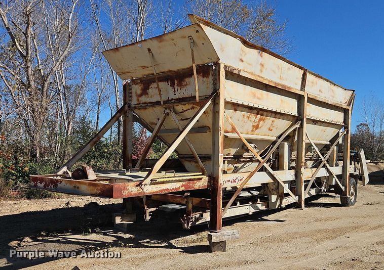 image for item EB8422 Pug mill 