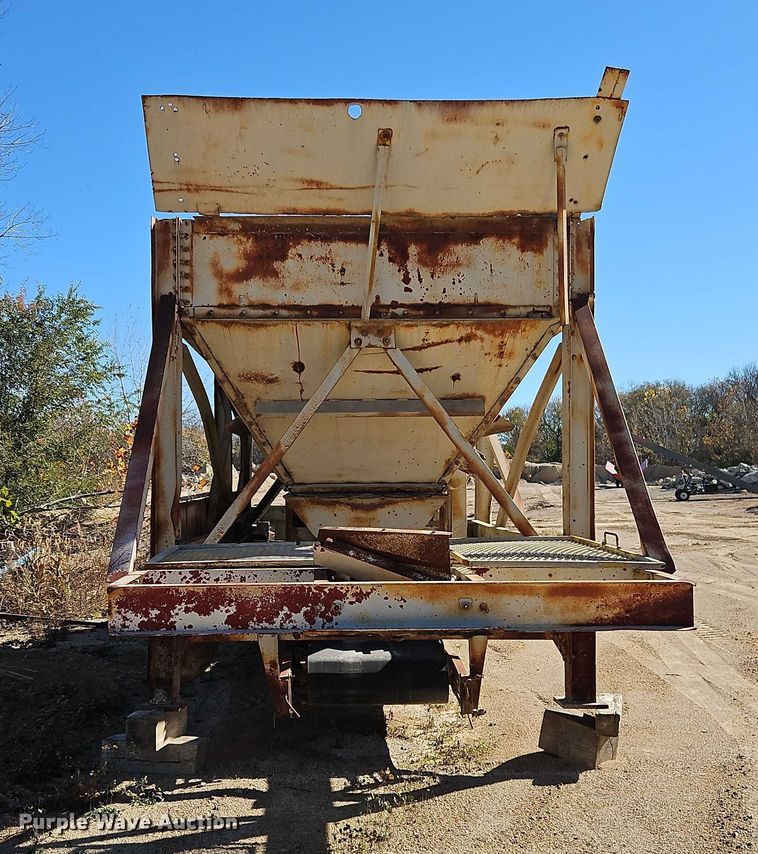 image for item EB8422 Pug mill 