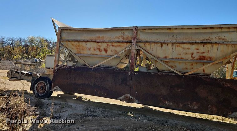 image for item EB8422 Pug mill 