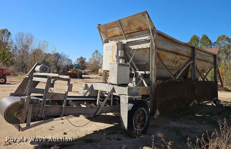 image for item EB8422 Pug mill 