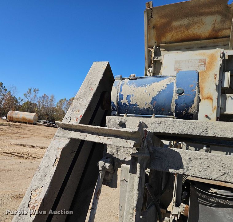 image for item EB8422 Pug mill 