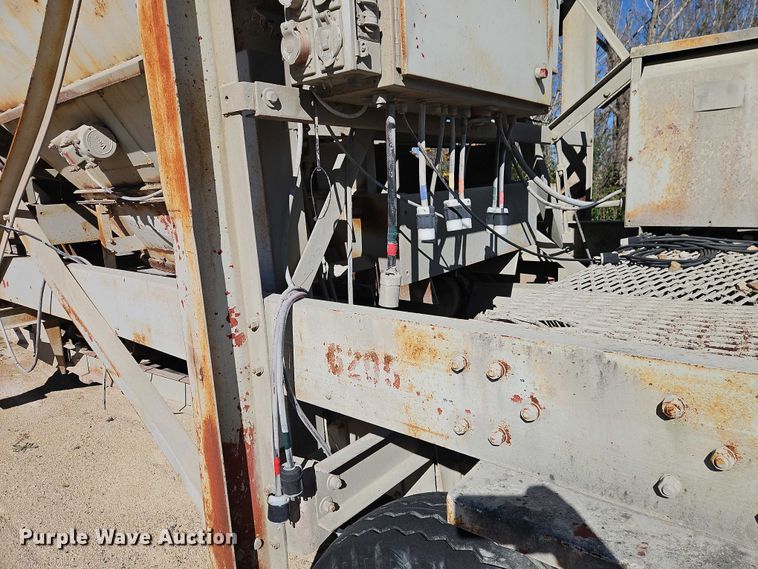 image for item EB8422 Pug mill 