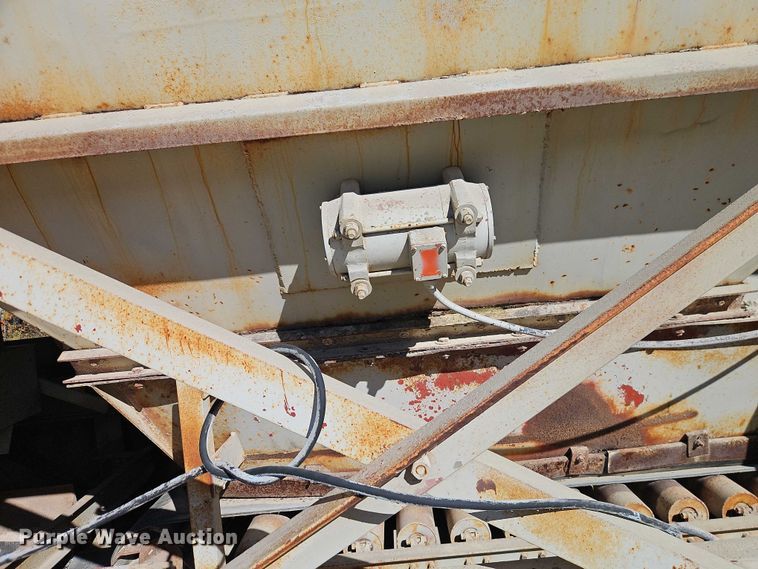 image for item EB8422 Pug mill 