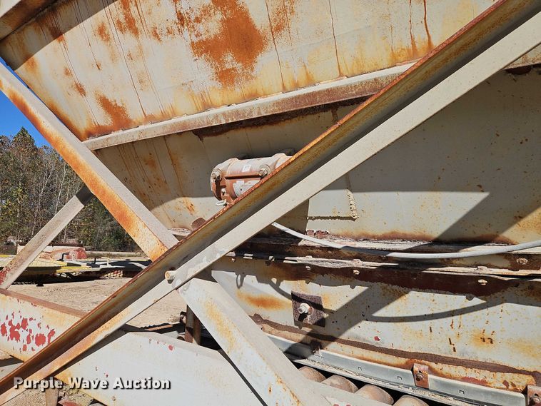 image for item EB8422 Pug mill 