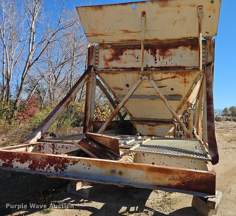 image for item EB8422 Pug mill 