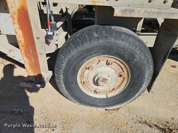 image for item EB8422 Pug mill 