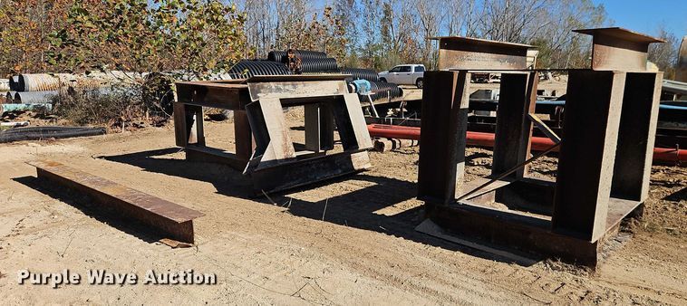 image for item EB8422 Pug mill 