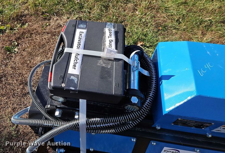 image for item EB8438 Raytree REDM32 excavator mulcher