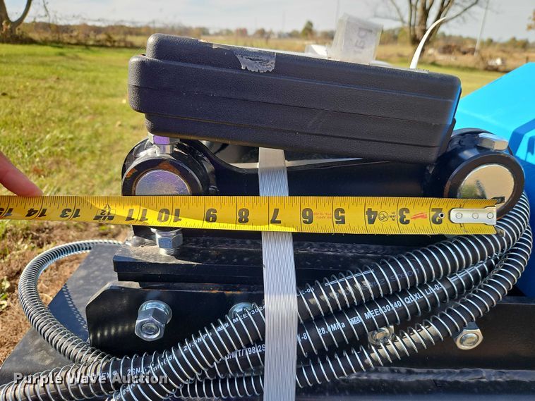 image for item EB8438 Raytree REDM32 excavator mulcher