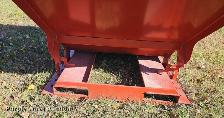 image for item EB8439 KC self-dumping hopper