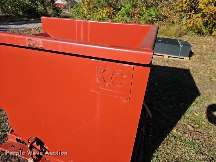 image for item EB8439 KC self-dumping hopper