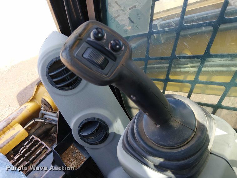 image for item EC1238 2009 Caterpillar 279C tracked skid steer loader