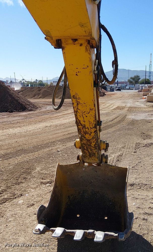 image for item EC1252 2012 Komatsu PC60-8 excavator