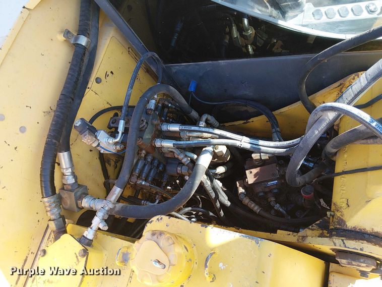 image for item EC1252 2012 Komatsu PC60-8 excavator