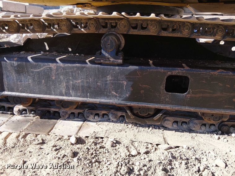 image for item EC1252 2012 Komatsu PC60-8 excavator