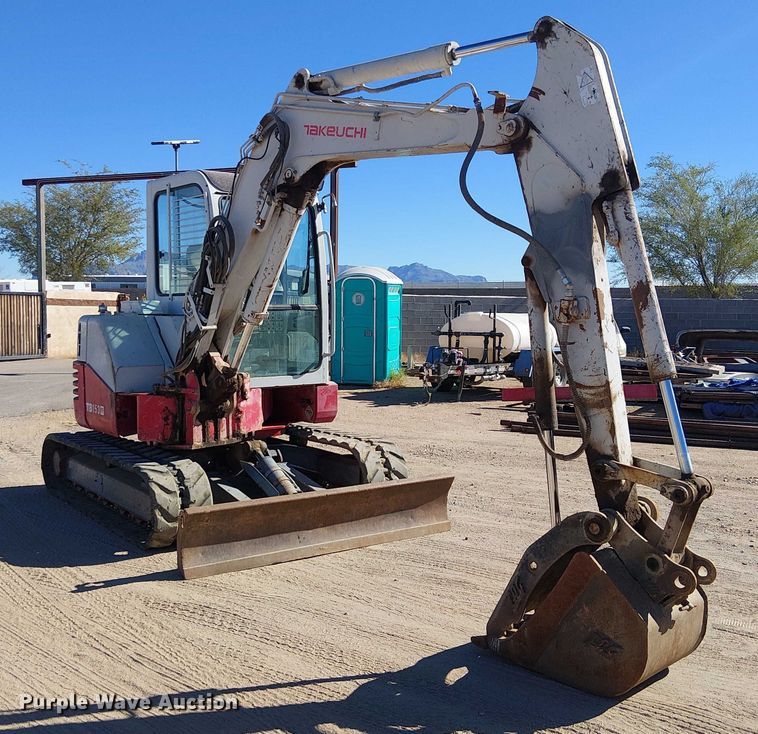 EXCAVADORA 2013 TAKEUCHI TB153FR