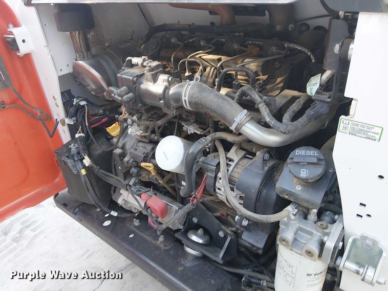 image for item EC1271 2021 Bobcat S740 skid steer loader