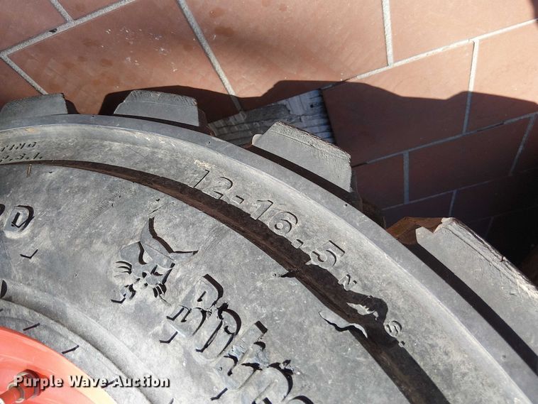 image for item EC1271 2021 Bobcat S740 skid steer loader