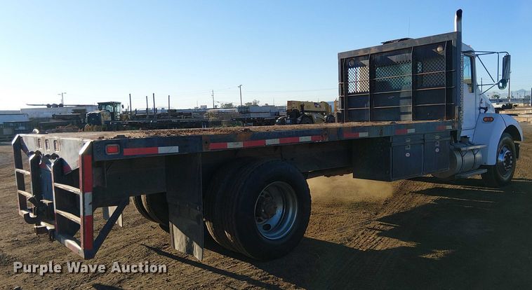 image for item EC1291 2001 Kenworth T300 flatbed truck