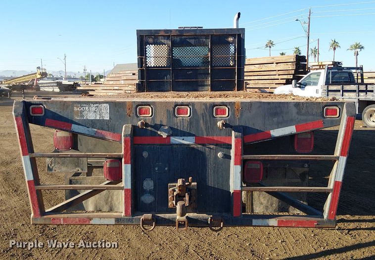 image for item EC1291 2001 Kenworth T300 flatbed truck